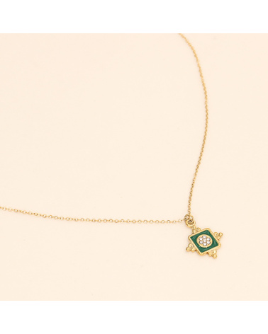 Collier court à pendentif bohème-chic ERITA-vert