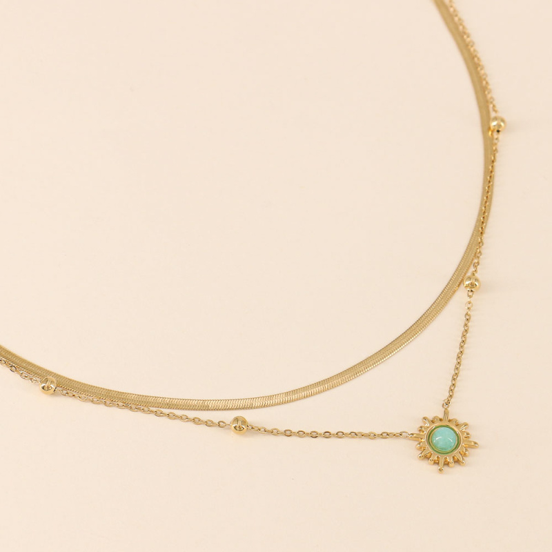 Collier double-rangs pendentif soleil et pierre véritable FIDJI vert aqua