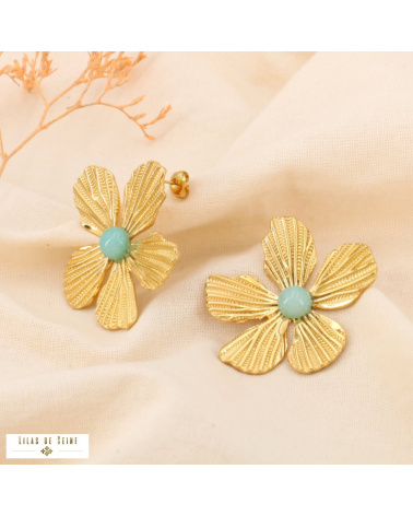 Boucles d'oreilles hibiscus en acier doré et pierres naturelles GUIDA vert d'eau