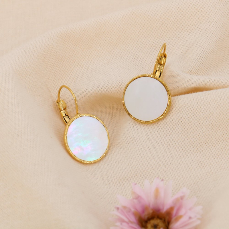 Boucles d’Oreilles Dormeuses Acier Ronde Nacre AUDE doré