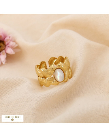 Bague dorée en acier inoxydable & cabochon naturel ROSALIE blanc