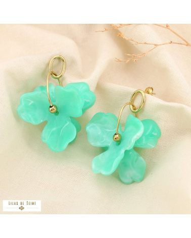 Boucles d'oreilles fleur en résine pastel AXELLE vert aqua
