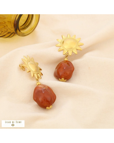 Boucles d’oreilles pendantes soleil en acier et galet en résine LARA doré rose