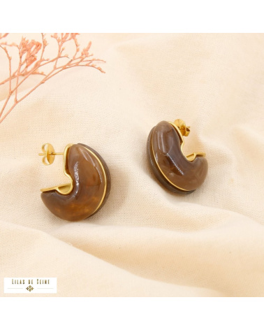Boucles d’oreilles demi-créoles en résine marbrée et acier inoxydable MAEVA taupe