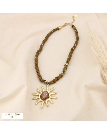Collier bohème pendentif soleil en acier et résine scintillante JENNA marron