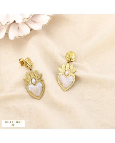 Boucles d’oreilles pendantes CELINA acier inoxydable doré – Esprit ex-voto & élégance méditerranéenne ✨ naturel/beige