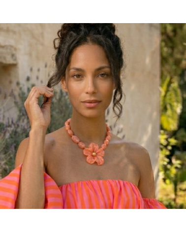 Collier DORIANE résine marbrée acier inoxydable doré